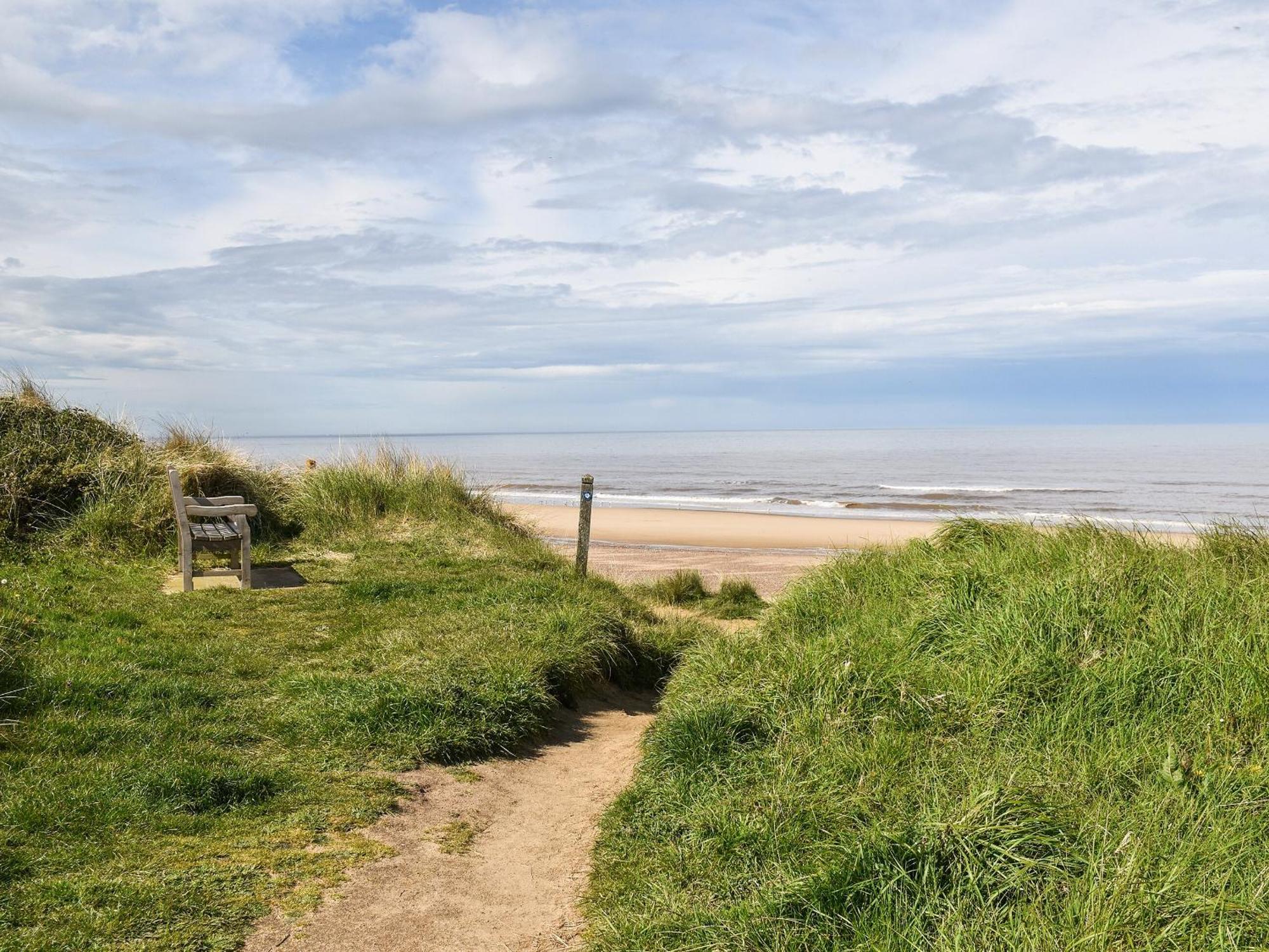 Once Upon A Tide Villa Bacton  Luaran gambar